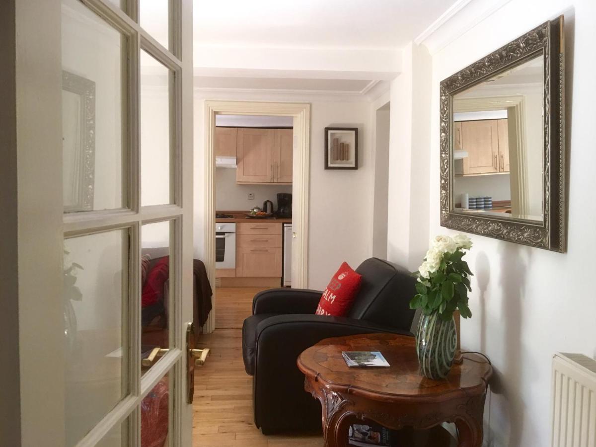 Griffin House Holiday Apartments 런던 외부 사진